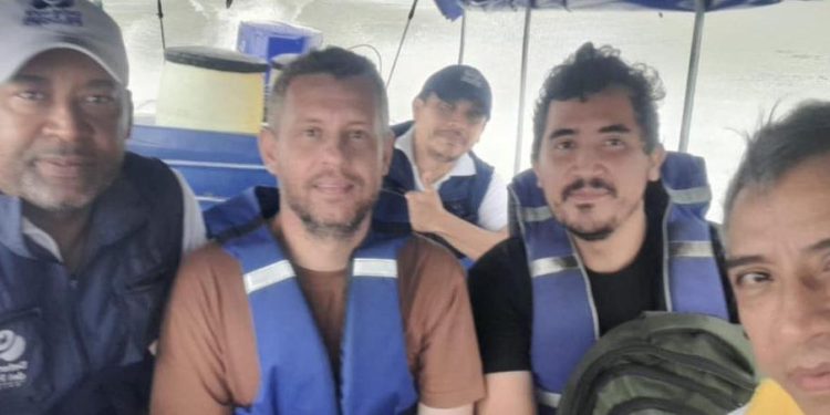 ELN dejó en libertad a intendente de la Policía y arquitecto secuestrados en Chocó