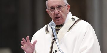 Papa Francisco pide “escuchar el dolor y la esperanza” en causas de nulidad matrimonial