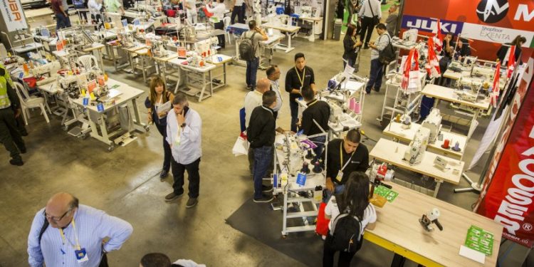 Italia presenta innovaciones en maquinaria textil en Colombiatex 2025