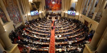 Oposición carga contra el gobierno por posible asistencia a posesión de Maduro