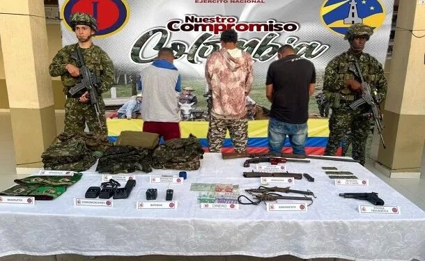 Capturados con material de guerra e intendencia tres presuntos integrantes del Clan del Golfo