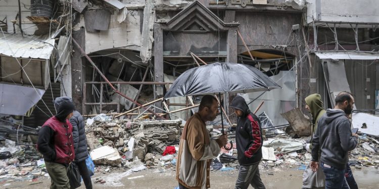 Israel y Hamás acuerdan alto al fuego en Gaza y liberación de rehenes