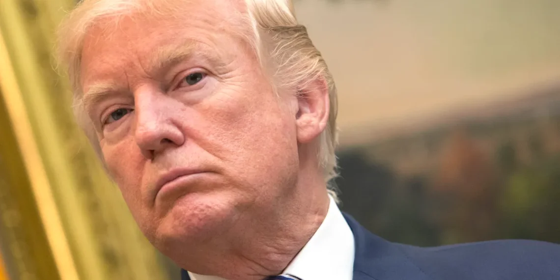 Trump anuncia que eliminará la “locura transgénero” en su primer día de mandato