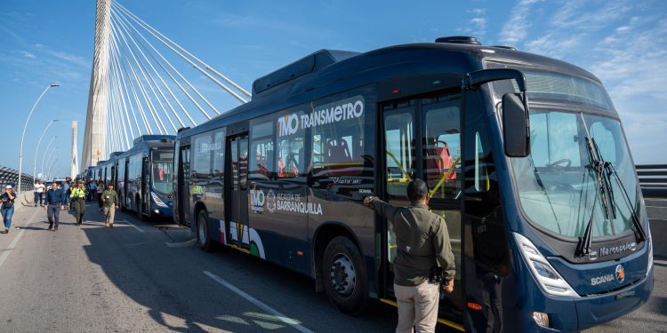 Transmetro ya sacó al ruedo 8 nuevos buses en Barranquilla y Soledad
