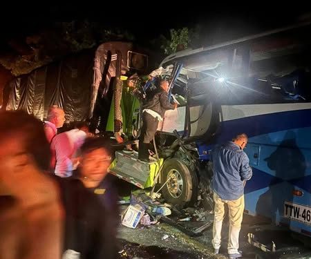 Tres muertos y más de 26 heridos en accidente de tránsito en Guachaca