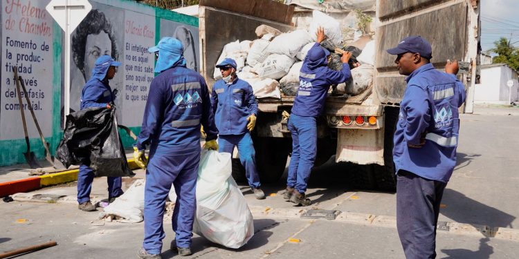 Triple A lidera un Carnaval Sostenible en Barranquilla con jornadas educativas y de limpieza