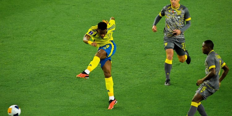 Jhon Durán debuta como titular en Al Nassr