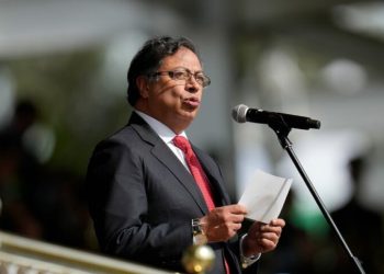 Demandan al Gobierno Petro por suspender $1.5 billones destinados a obras clave en Bogotá