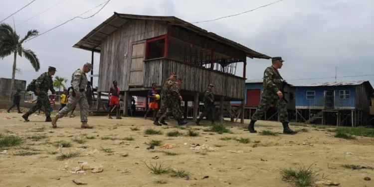 Crisis humanitaria en Chocó: 3.500 desplazados y 2.000 familias confinadas ante paro del ELN