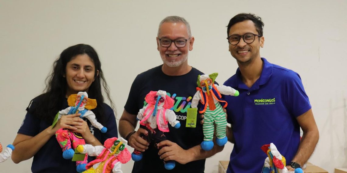 Distrito y Acopi entregaron herramientas a unidades productivas de la Feria SeTú, para impulsar sus negocios en Carnaval