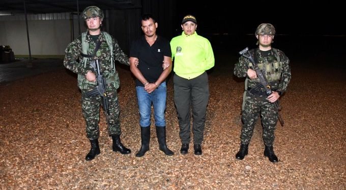 Autoridades rescatan a dos menores y capturan a disidente alias “Flaco” en el Guaviare