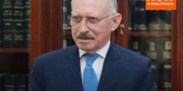 Temístocles Ortega asume su curul en el Senado y propone un enfoque de diálogo y análisis desde la oposición