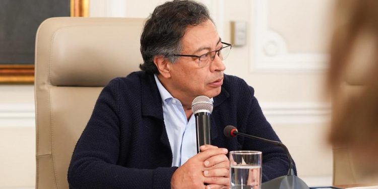 Petro anuncia que todos los Consejos de Ministros serán transmitidos en vivo tras polémica reunión