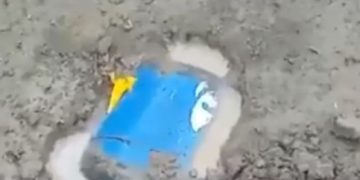 Alerta en Río de Oro, Cesar, por cilindros bomba abandonados en vía transitada por niños