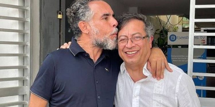 “Su esposa y la de Morris me pidieron que no los destruyera”: Petro respalda a Benedetti y revela conversación con las esposas de él y de Morris