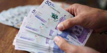 Carf alerta sobre recorte de 46 billones de pesos en 2025 para cumplir la Regla Fiscal