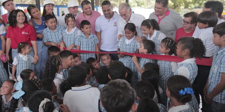 Gobierno de Eduardo Verano invierte en colegios para generar bienestar a estudiantes del Atlántico