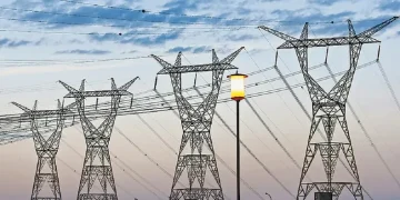 Procurador General llama a garantizar continuidad del servicio de energía ante riesgos de desabastecimiento y déficit de subsidios