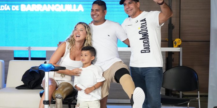 Una luz de esperanza: alcalde Char entrega prótesis a 25 personas en condición de discapacidad 