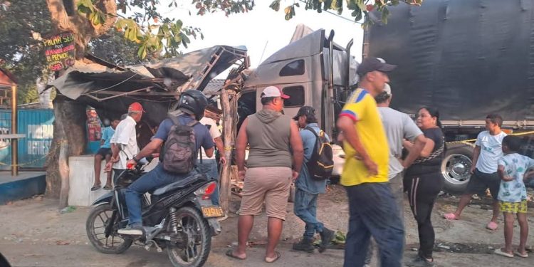 Conductor de tractomula pierde la vida en accidente en Malambo