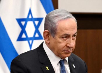 Netanyahu ordena bombardear el sur de Líbano tras el lanzamiento de cohetes contra Israel