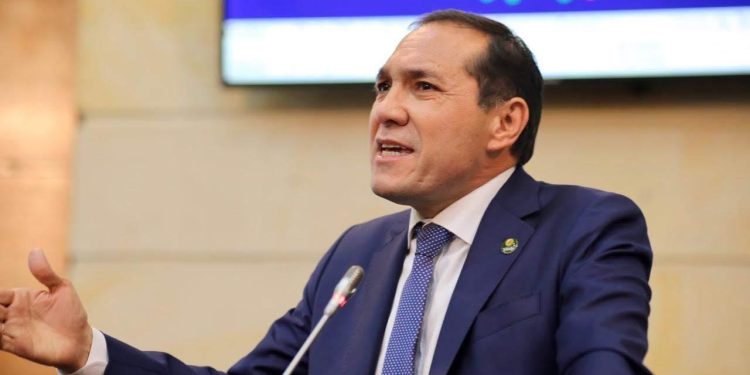 Gobierno expide decreto para proteger a denunciantes de acoso sexual en el trabajo