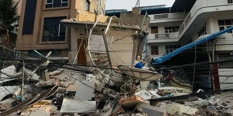 Tragedia en Birmania: terremoto deja más de mil muertos y destruyó un poco más de dos mil edificios