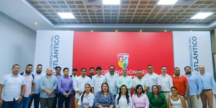 Gobernación del Atlántico y CRC unen esfuerzos para eliminar barreas de conectividad