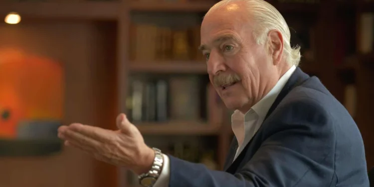 Dejan en libertad al expresidente Andrés Pastrana tras ser retención en Angola