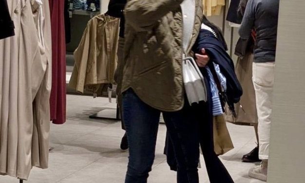 Laura Sarabia es criticada por supuesta foto de compras en España