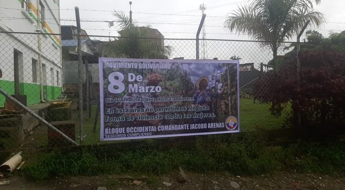 Autoridades retiran pancarta de disidencias de las Farc en Alcaldía de Morales, Cauca