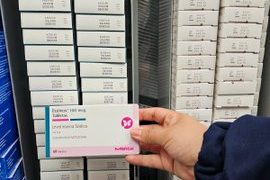 Supersalud descubre ocho medicamentos de alta demanda almacenados en bodega de Audifarma y exige su distribución inmediata