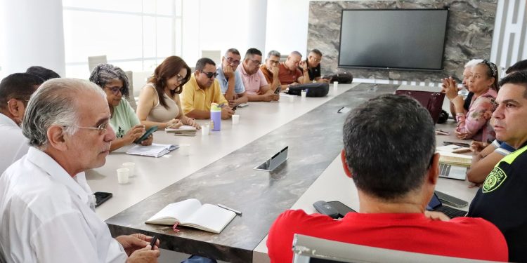 Gobernador Eduardo Verano y Adea acuerdan acciones para fortalecer seguridad de docentes en el Atlántico