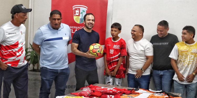 El balón vuelve a rodar en el Atlántico con Golea III