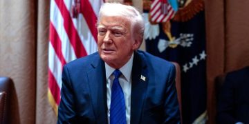 Trump nuncia que se abrió una línea de comunicación con Corea del Norte