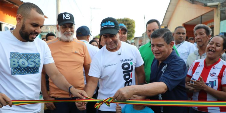 Rebolo se moderniza: Alcalde Char entrega nuevo pavimento y obras viales para el sector