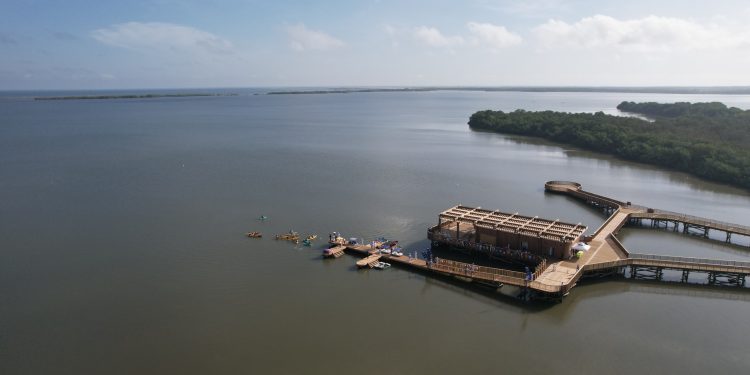 De la playa a la ciénaga: una travesía acuática para conectar con la ciudad