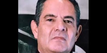 “Petro busca perpetuarse en el poder con una consulta inútil y costosa”: Vargas Lleras