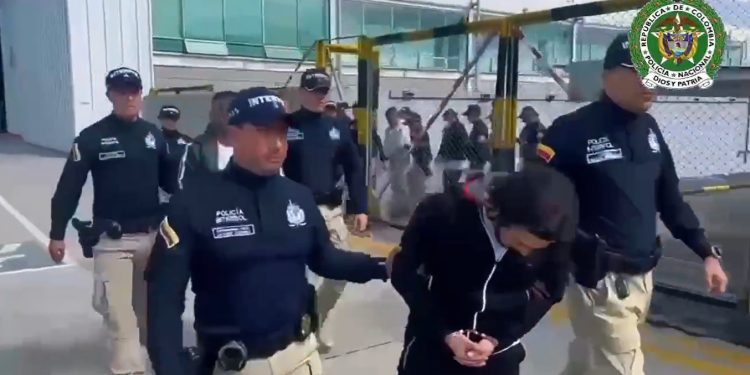 Extraditados alias “El Alacrán Jr.” y otros siete narcotraficantes