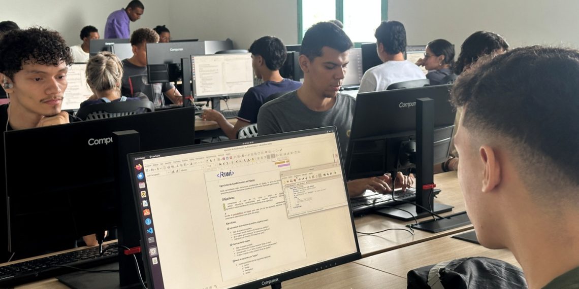 Jóvenes, a aprender desarrollo de software: Barranquilla y RIWI abren inscripciones para entrenamiento