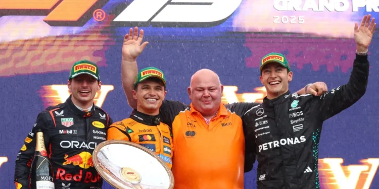 Lando Norris gana el Gran Premio de Australia en una carrera marcada por la lluvia