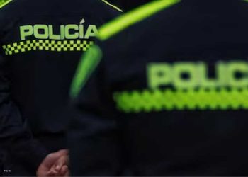 Cargos a subintendente de la Policía Nacional, por presunta oposición a periodistas para ejercer su labor