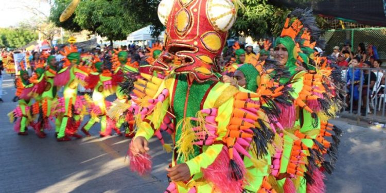 La Batalla de Flores ‘Sonia Osorio’ arrancó con fuerza en Barranquilla