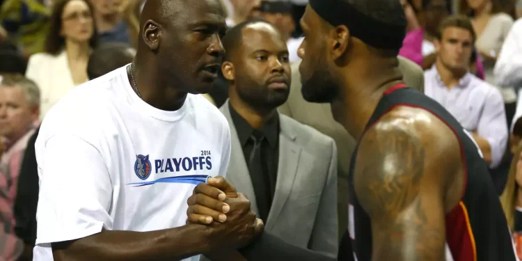 LeBron James revela por qué no se habla con Michael Jordan