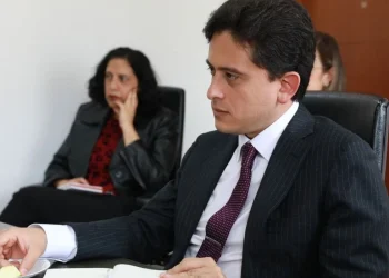 Luis Carlos Reyes revela nuevo episodio con Roy Barreras: “Me agarró del brazo y gritó que era un chulo”