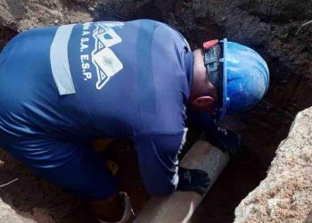 Por mantenimiento y reparación de fuga agua,  suspenden temporalmente el servicio en estos sectores