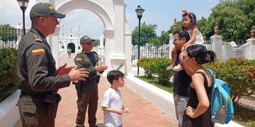 Policía en Bolívar despliega dispositivo de seguridad en cementerios, durante este Viernes Santo
