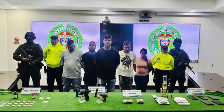 Desarticulada red de distribución de drogas sintéticas en Barranquilla y Puerto Colombia: 5 capturados y grandes incautaciones
