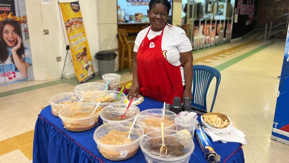 Barranquilla disfruta la Semana Santa con la Ruta del Dulce, impulsando a mujeres afropalenqueras