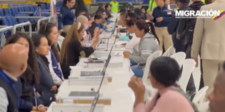 Jornada de entrega de permisos por protección Temporal (PPT) para migrantes venezolanos en Barranquilla desde el 7 de abril